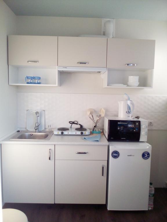 Modern Studio 15 Min To The City Centre Lviv Bagian luar foto